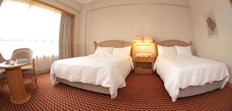 Parkcity Everly Hotel Miri Bagian luar foto