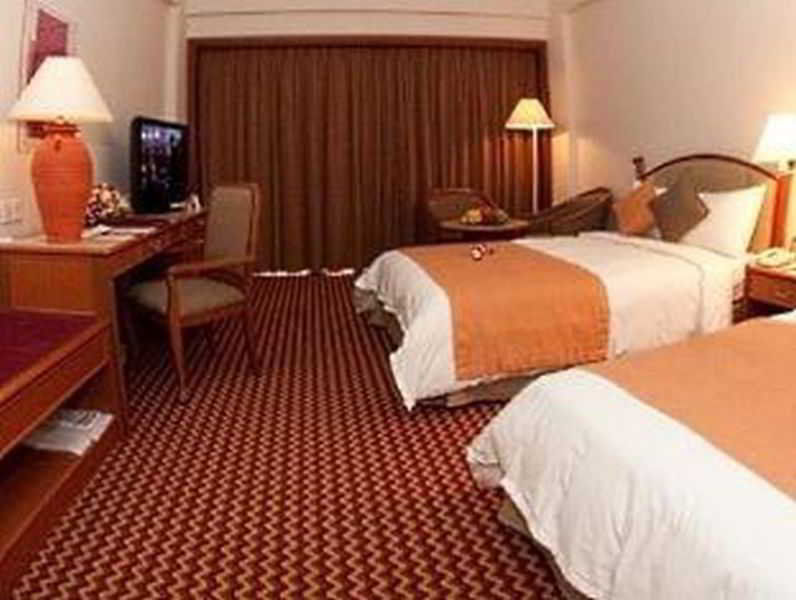Parkcity Everly Hotel Miri Bagian luar foto