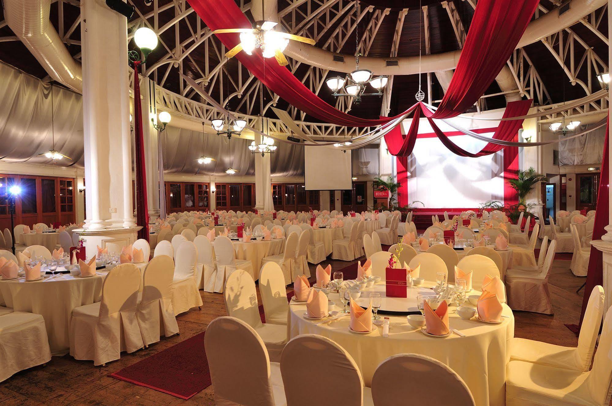 Parkcity Everly Hotel Miri Bagian luar foto