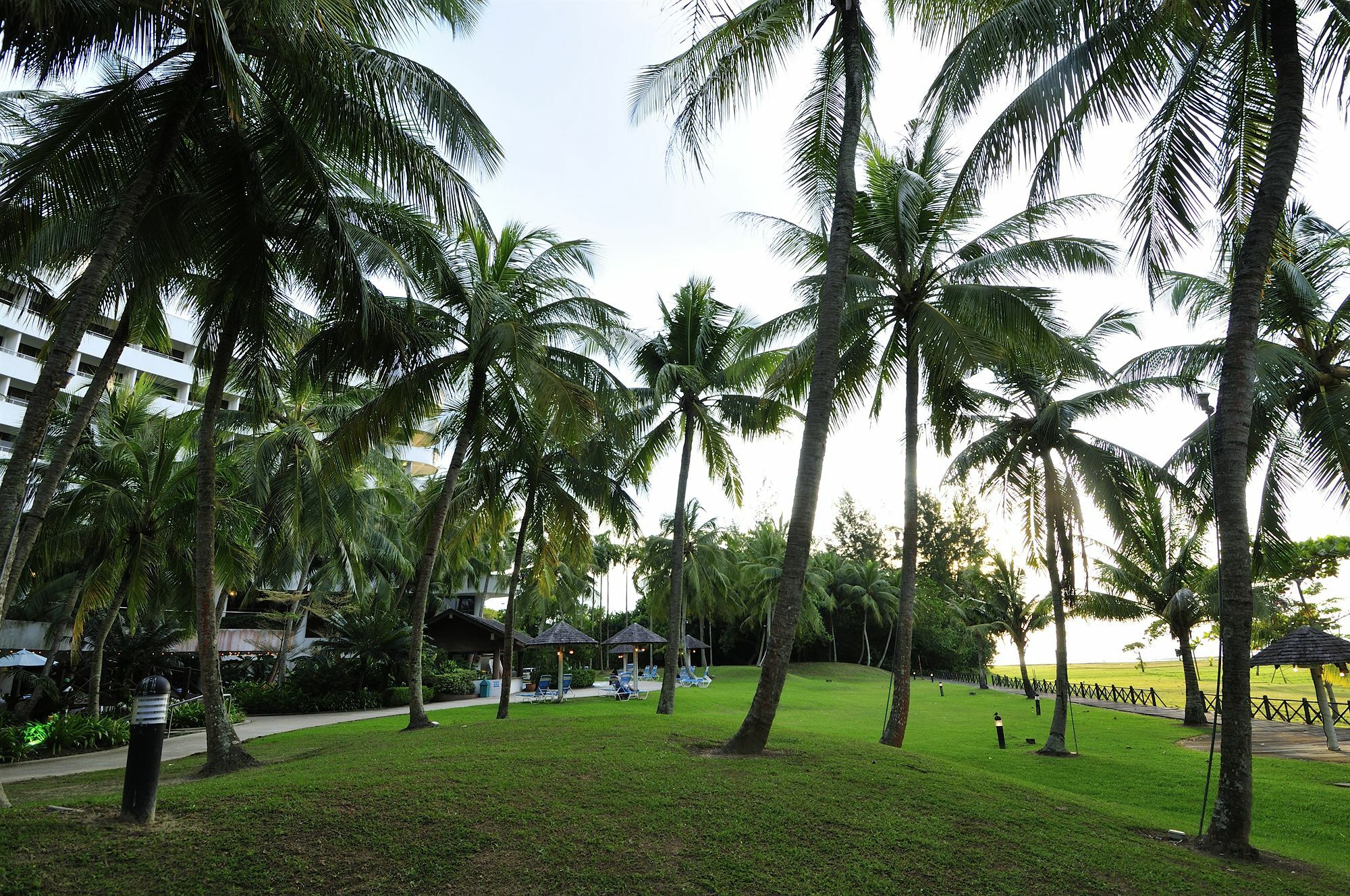 Parkcity Everly Hotel Miri Bagian luar foto